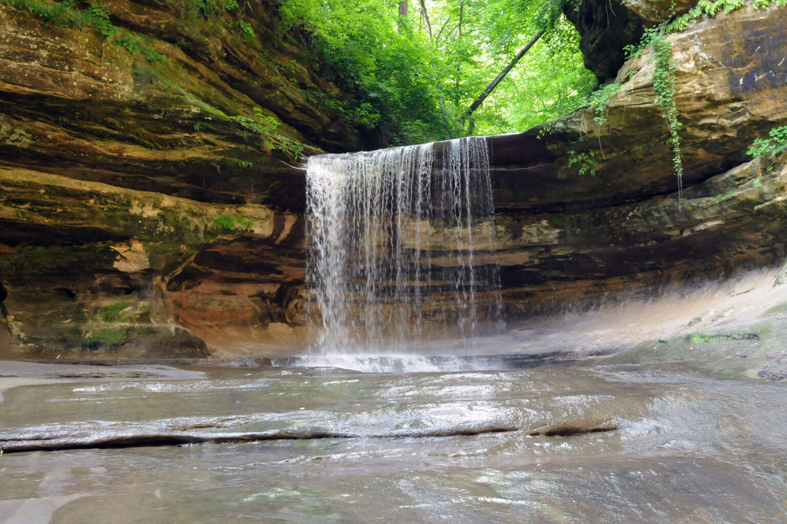 Illinois Waterfalls Tour: Top 10 Places With Stunning Cascades ...