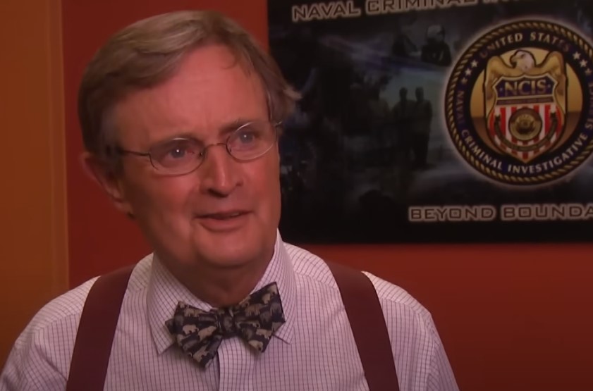 Who Was David McCallum? NCIS Star Dies at Age of 90 - Know His Personal ...